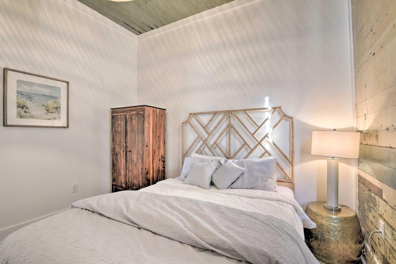 Bright Galveston Cottage Close To Beach And Strand Экстерьер фото